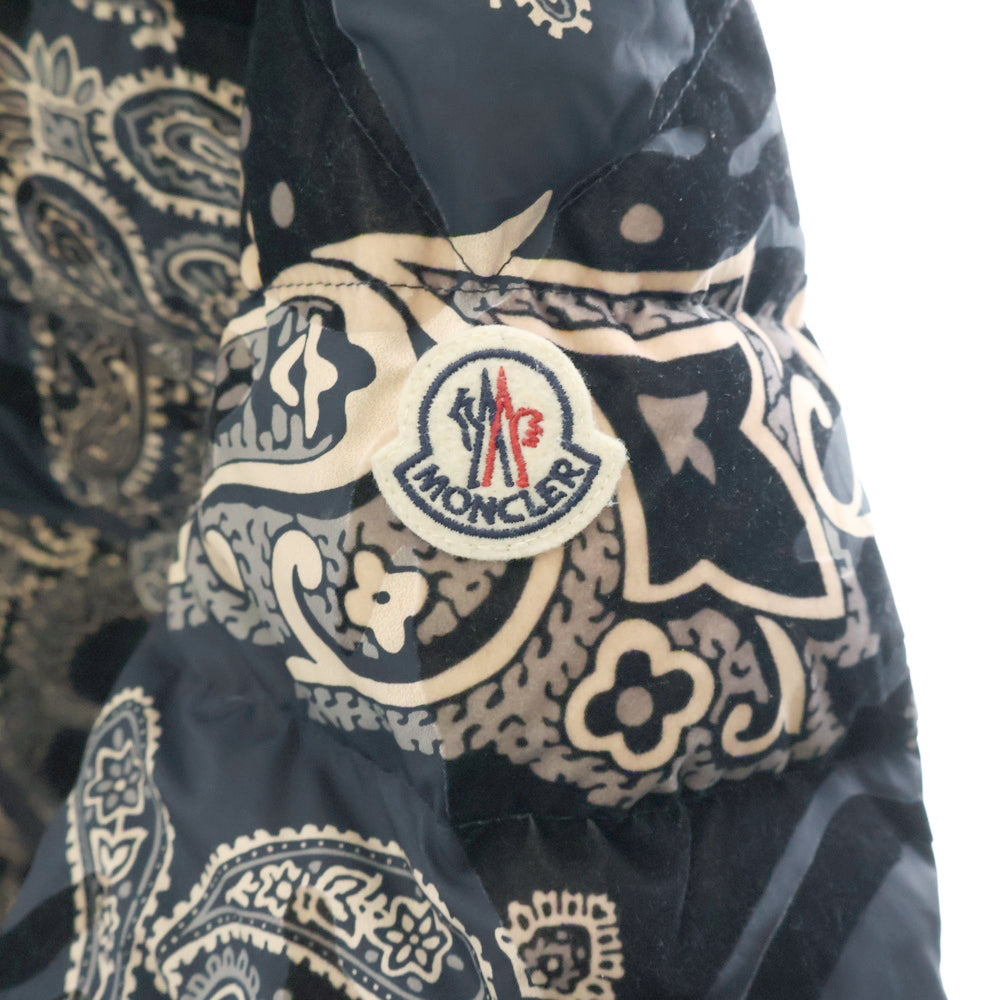 MONCLER(モンクレール) FREVILLE ペイズリー柄 リバーシブル ダウンジャケットネイビー G20911A00015 68950