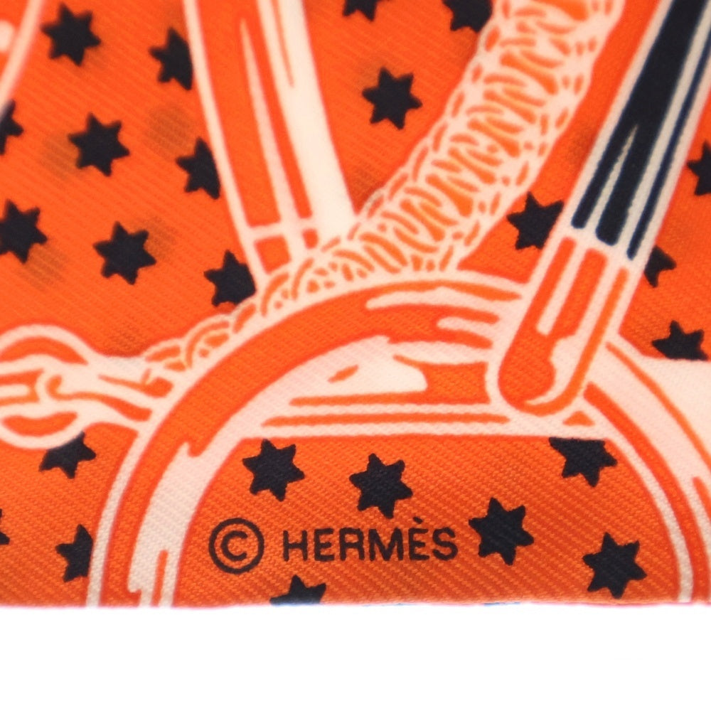 HERMES(エルメス) 24SS Eperon d'Or Banda エプロン ドール バンダ ツイリー シルクスカーフ オレンジ