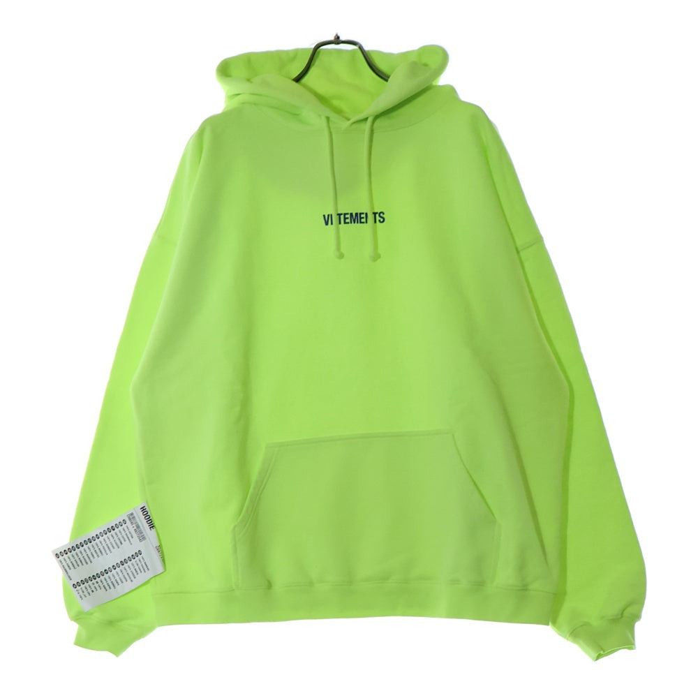 VETEMENTS(ヴェトモン) 22SS LOGO LABEL HOODIE フロントロゴレーベル プルオーバーフーディ パーカー UE52TR380Y イエロー