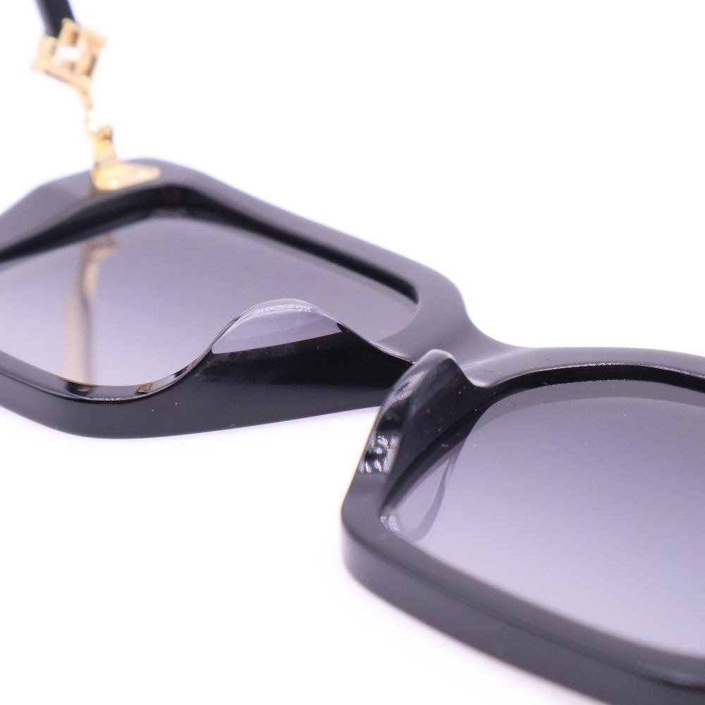 FENDI(フェンディ) FFロゴ スクエア グラデーションズサングラス アイウェア メガネ 眼鏡 FE4016F ブラック
