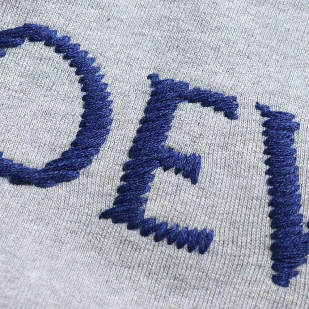 LOEWE(ロエベ) ロゴ刺繍 クルーネック長袖スウェットトレーナー H526Y24J26 グレー