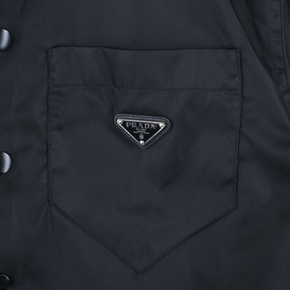 PRADA(プラダ) 20AW トライアングルロゴ リナイロン フロントポケット スナップボタン 長袖シャツ ブラック SC514 S202 1WQ8