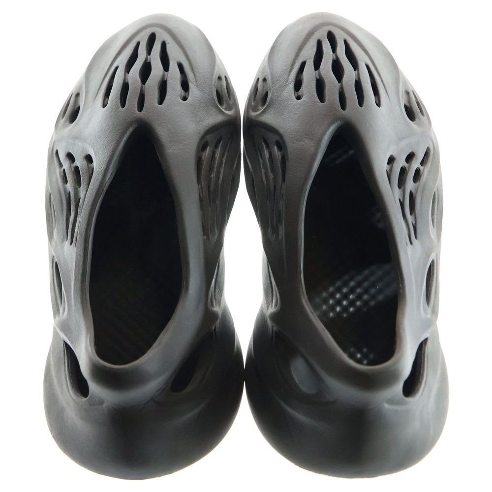 adidas(アディダス) YEEZY FOAM RUNNER イージーフォームランナー ブラック サンダル ロ―カットスニーカー