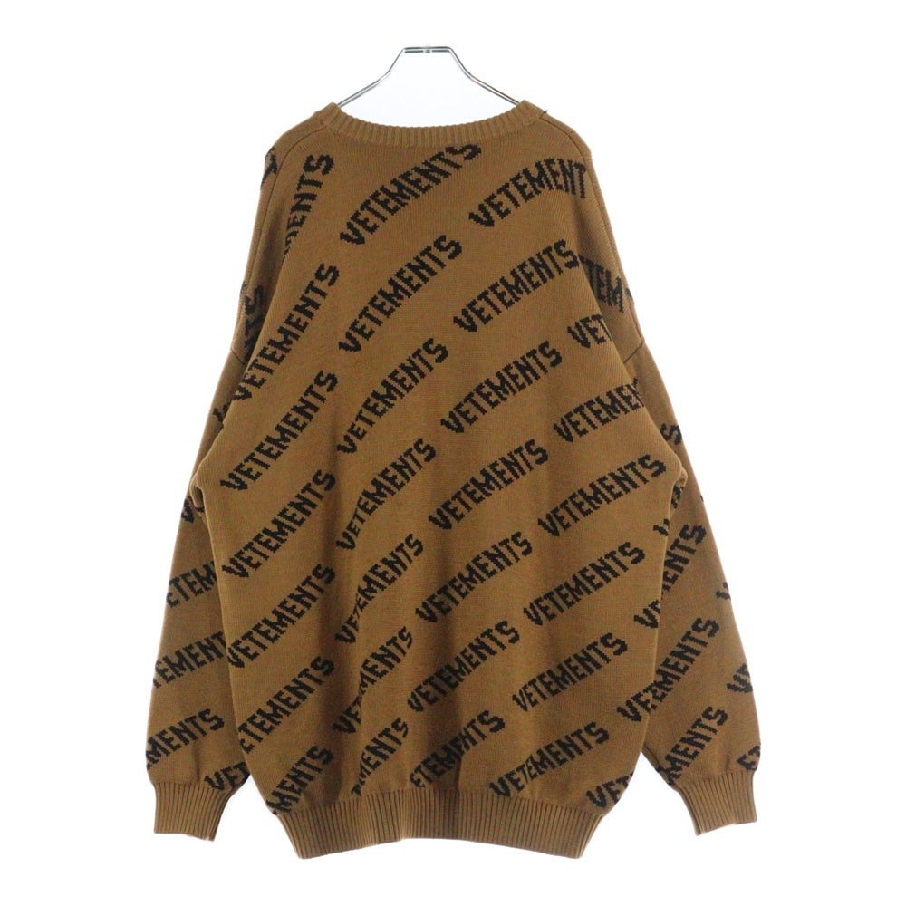 VETEMENTS(ヴェトモン) 22SS 総柄ロゴ ジャガードニット セーター ブラウン UE52KN340C