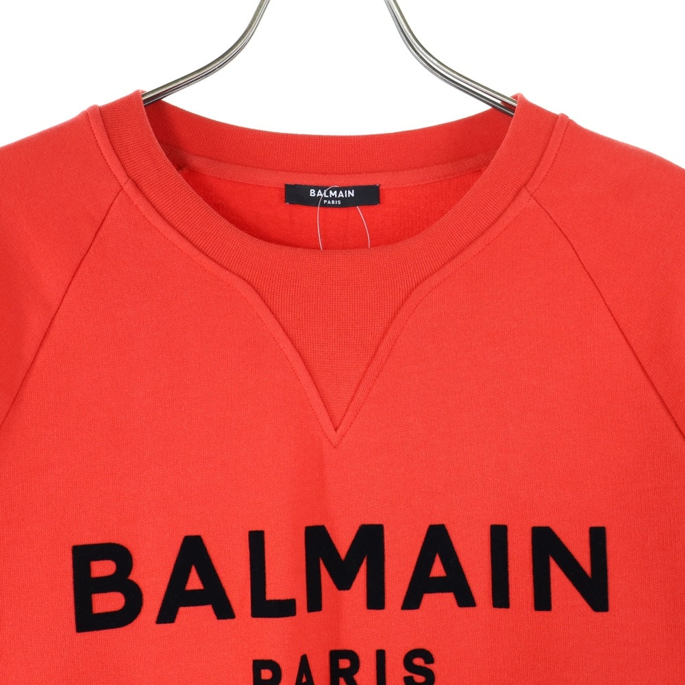 BALMAIN(バルマン) ラグランスリーブフロッキーロゴ 長袖クルーネックウェット トレーナー JQ005B042