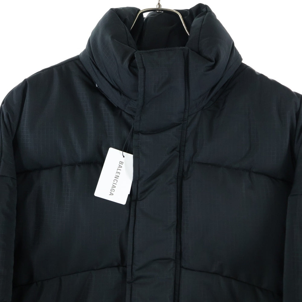 BALENCIAGA(バレンシアガ) バックロゴ刺繍 リップストップ パファージャケット ブラック 621982 TYD33