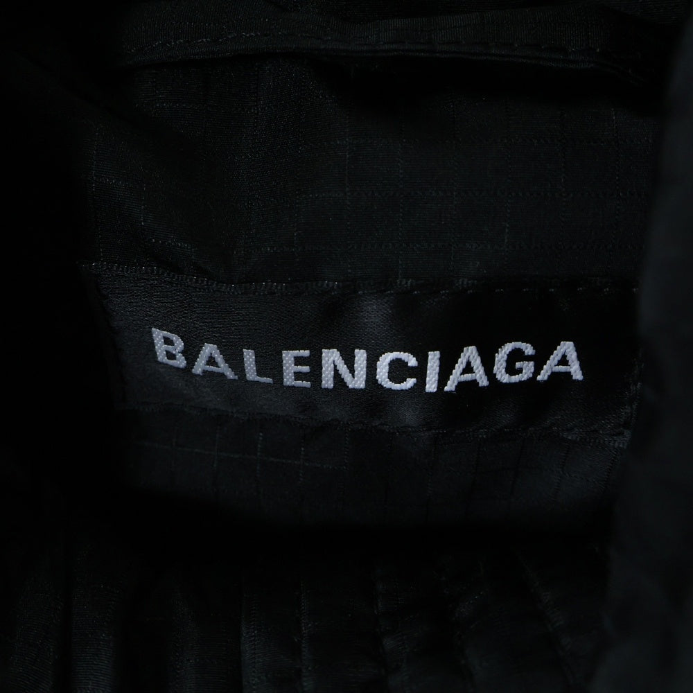 BALENCIAGA(バレンシアガ) バックロゴ刺繍 リップストップ パファージャケット ブラック 621982 TYD33