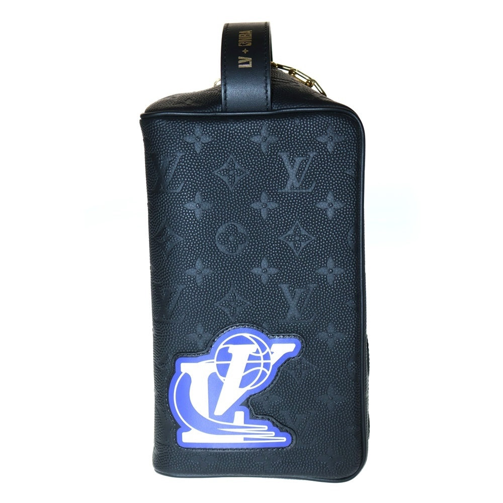 LOUIS VUITTON(ルイヴィトン) ×NBA モノグラム エンボス クローク ドップキット クラッチバッグ セカンドバッグ ブラック M58515