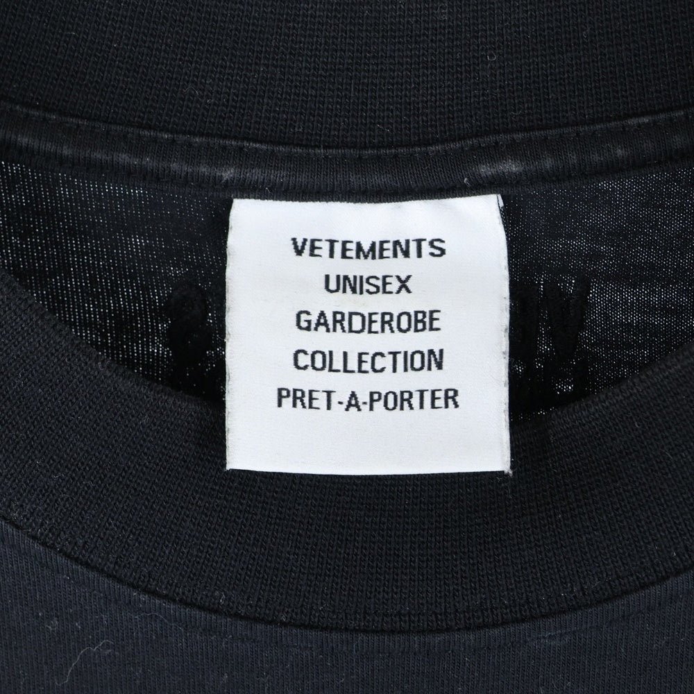 VETEMENTS(ヴェトモン) 24SS ANARCHY アナーキープリント 半袖Tシャツ クルーネックカットソー ブラック UE64TR990BN