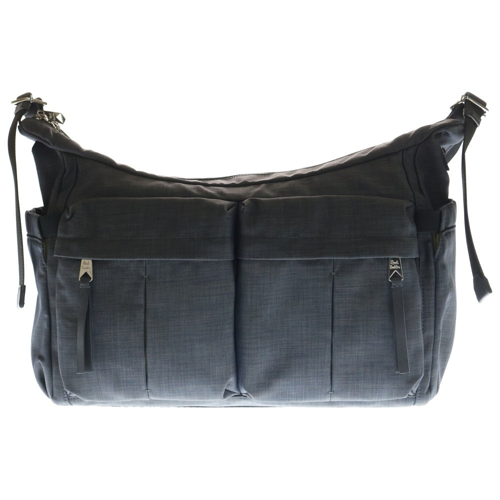 Paul Smith(ポールスミス) カーゴポケット付きナイロンショルダーバック ネイビー