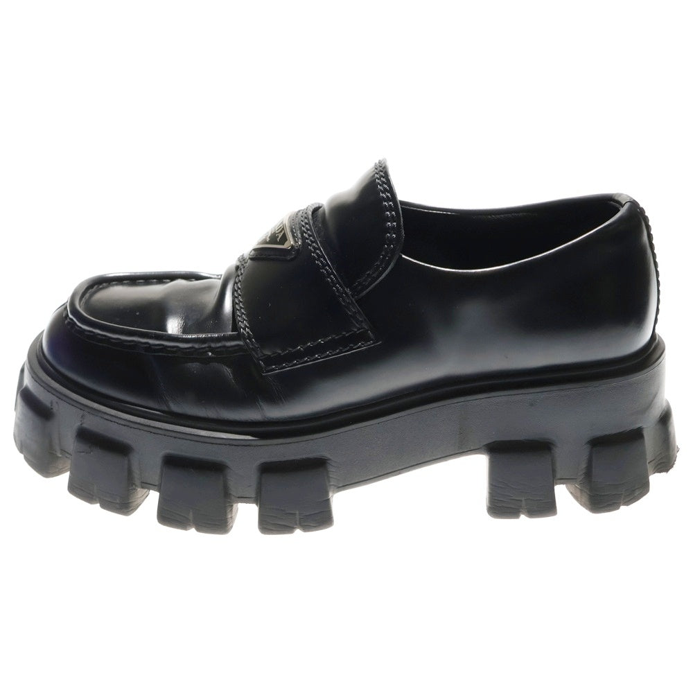 PRADA(プラダ) トライアングルロゴ モノリス レザーローファー ブラック 2DE129