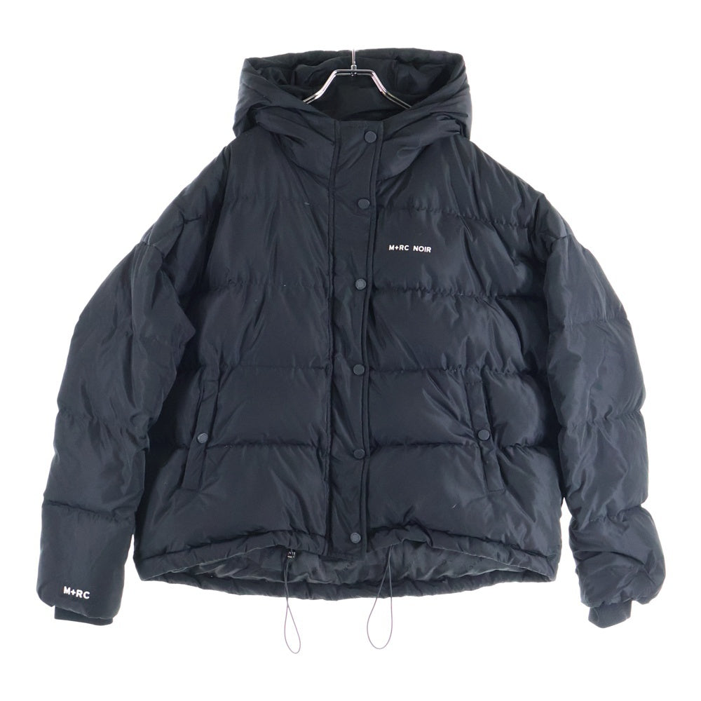 M+RC NOIR(マルシェノア) ロゴプリント ダウンジャケット アウター ブラック