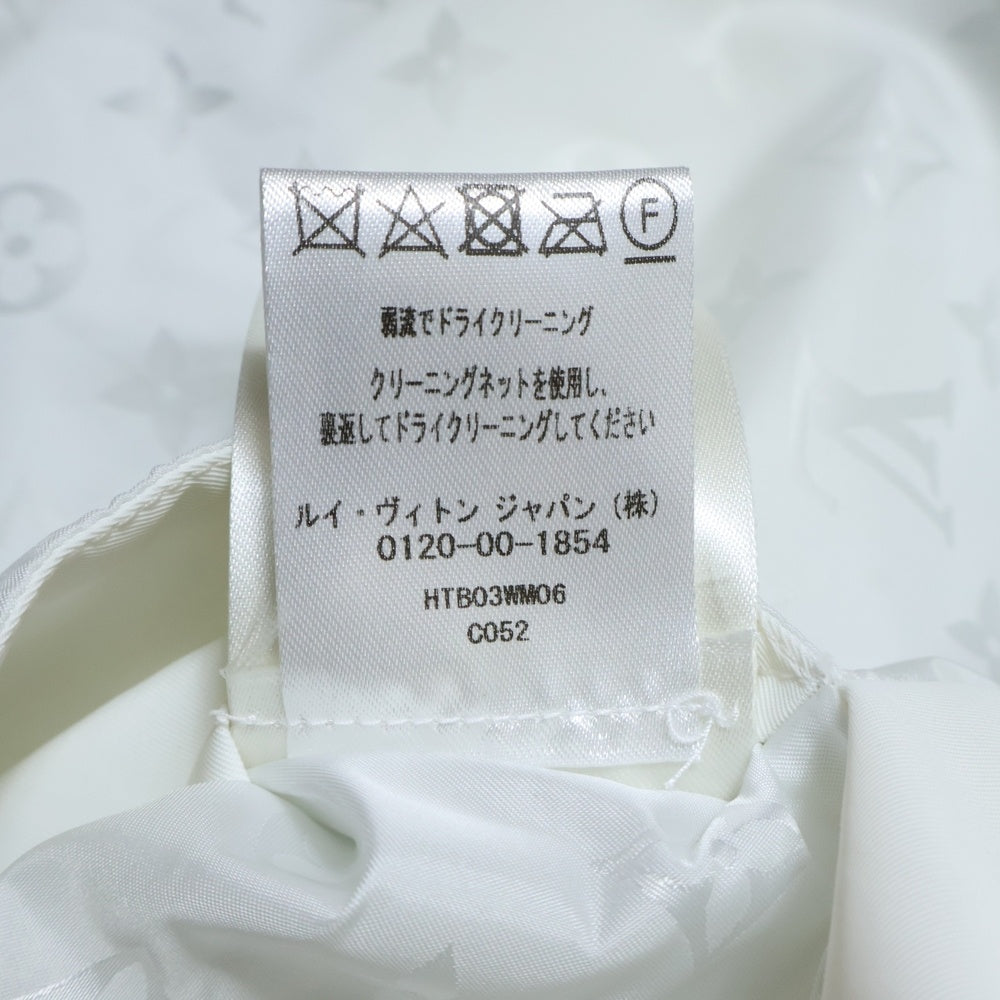 LOUIS VUITTON(ルイヴィトン) ロゴパッチ シグネチャー ウインドブレーカー ホワイト 1AHUGZ