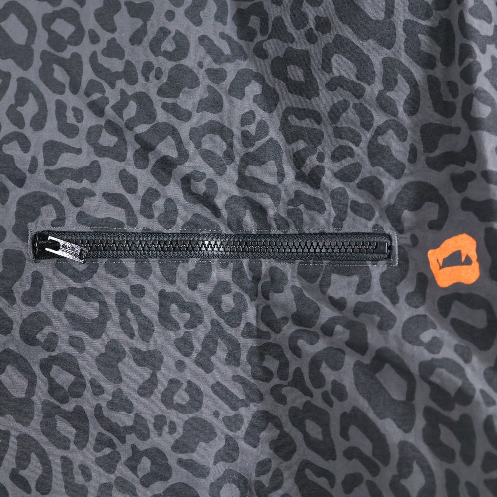 UNDERCOVER(アンダーカバー) 25SS レオパード総柄 ポプリン半袖シャツ ブラック UP1E4409-1