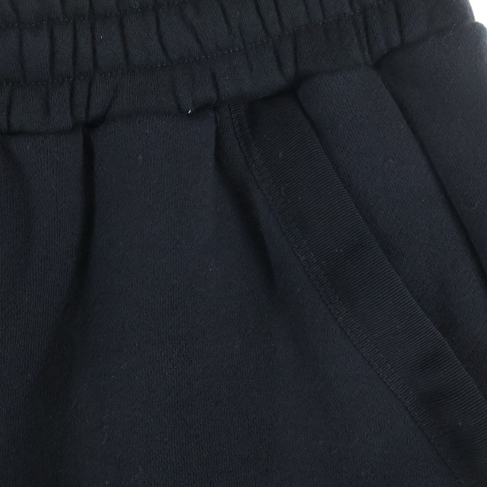 AMIRI(アミリ) 25SS LOGO SHORT ロゴプリントショーツ スウェットハーフパンツ ブラック SRAMJYSH1025SMRBC012