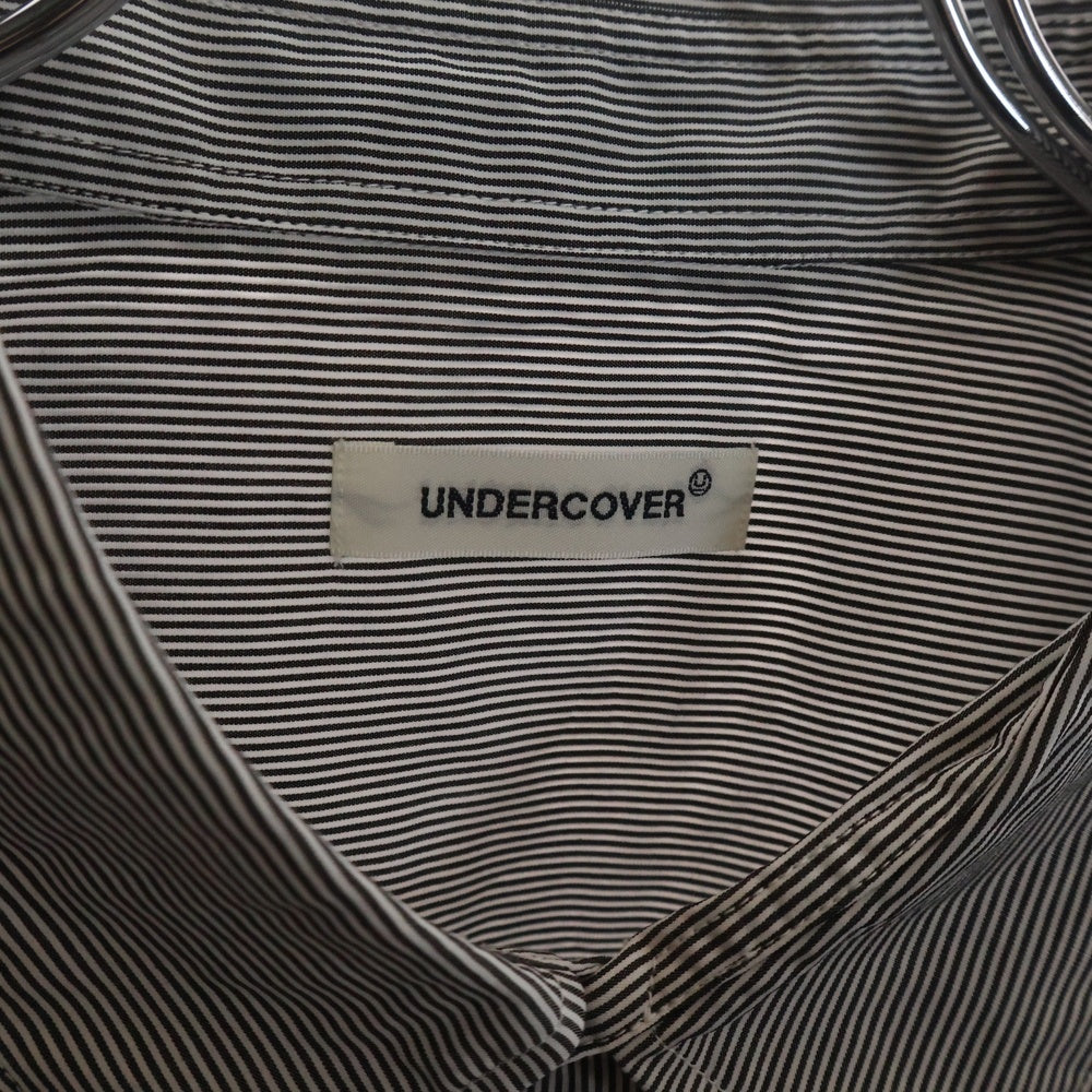 UNDERCOVER(アンダーカバー) 25SS ストライプランダムプリントパッチ半袖シャツ ブルー UP1E4407-2