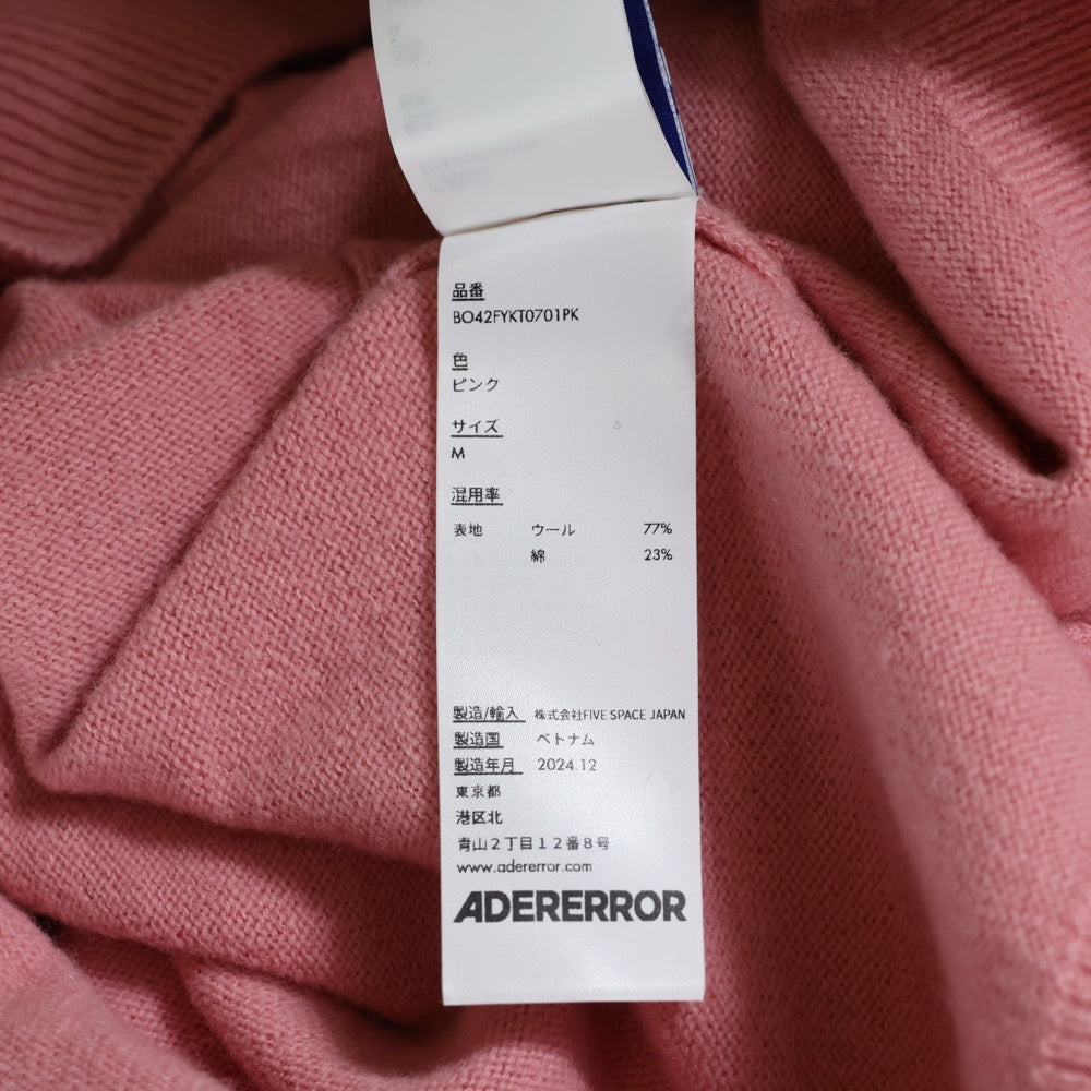 ADER ERROR(アーダーエラー) ロゴワッペン Vネックカーディガン ニット ピンク BO42FYKT0701PK