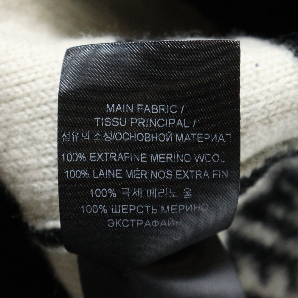 VETEMENTS(ヴェトモン) MONOGRAM KNITTED SWEATER モノグラム スウェット ロゴニット ブラック/ホワイト UA53KN300B