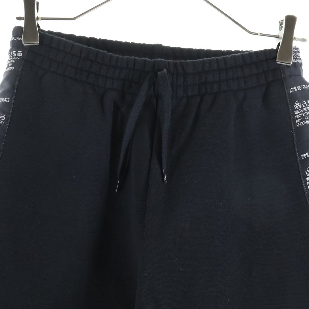 VETEMENTS(ヴェトモン) 18SS ロゴテープデザイン ハーフパンツ ショーツ ブラック WSS18PA9
