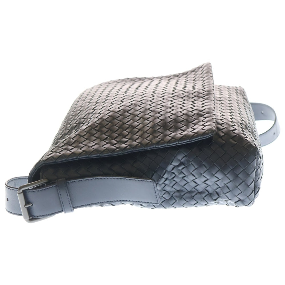 BOTTEGA VENETA(ボッテガヴェネタ) イントレチャート メッセンジャーバッグ ショルダーバッグ ネイビー