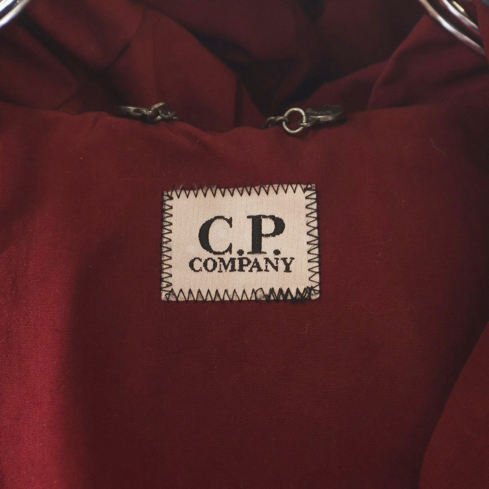 C.P. Company(シーピーカンパニー) ゴーグルダウジップアップンジャケット レッド 80C7711