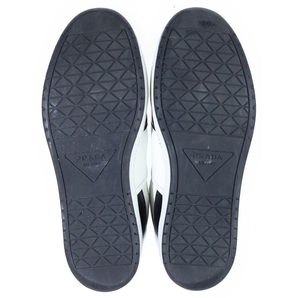 PRADA(プラダ) トライアングルロゴ レザーローカットスニーカー シューズ ブラック/ホワイト 2EE364