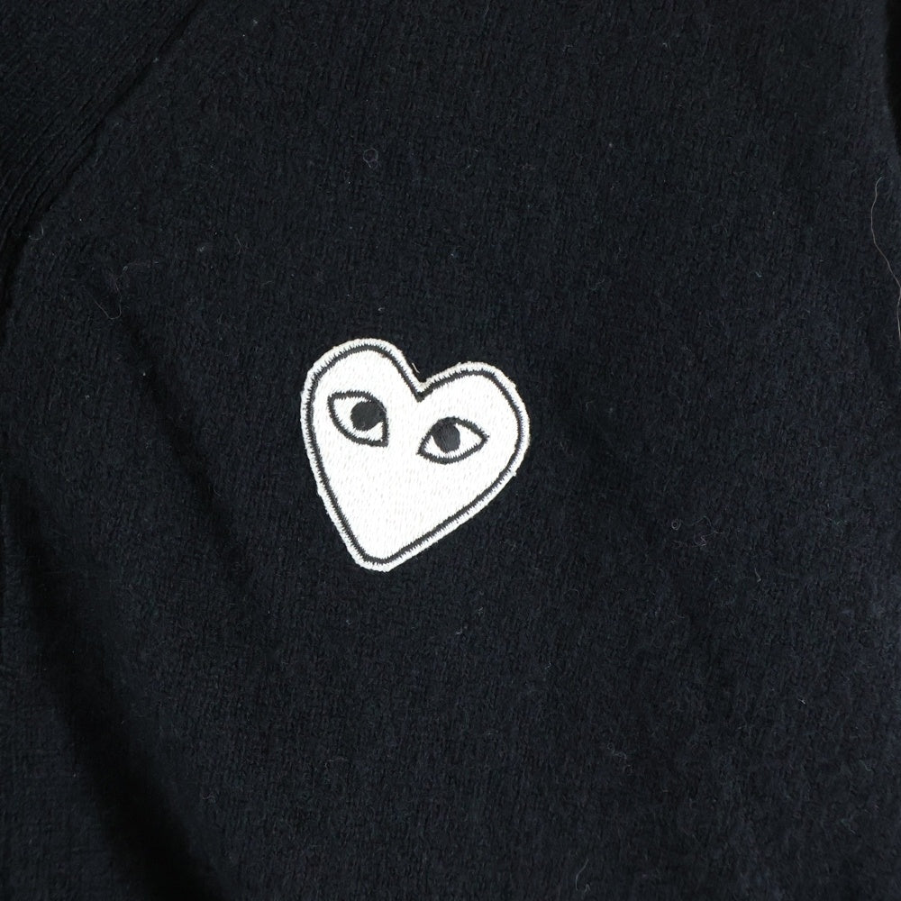 PLAY COMME des GARCONS(プレイコムデギャルソン) ハートロゴパッチ ニットカーディガン ブラック AZ-N062