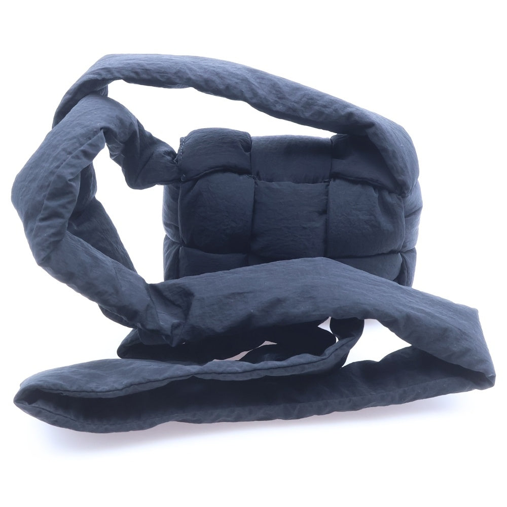 BOTTEGA VENETA(ボッテガヴェネタ) パデッドテック カセット ナイロンバック ショルダーバッグ ブラック レディース