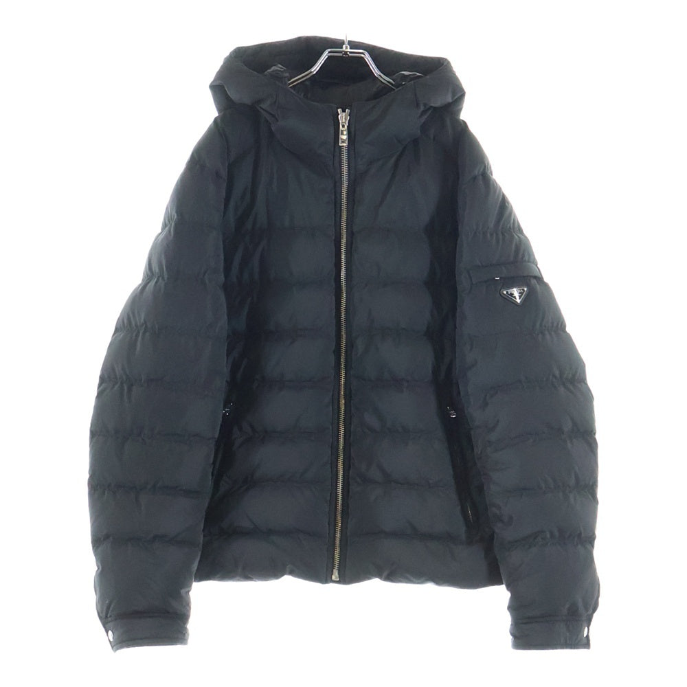 PRADA(プラダ) RE NYLON トライアングルロゴ ダウンジャケット ブラック SGH072 R232