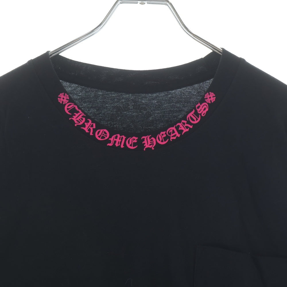CHROME HEARTS(クロムハーツ) CH LS NECK LOGO ネックロゴプリント 袖ロゴ 長袖Tシャツ ブラック/ピンク