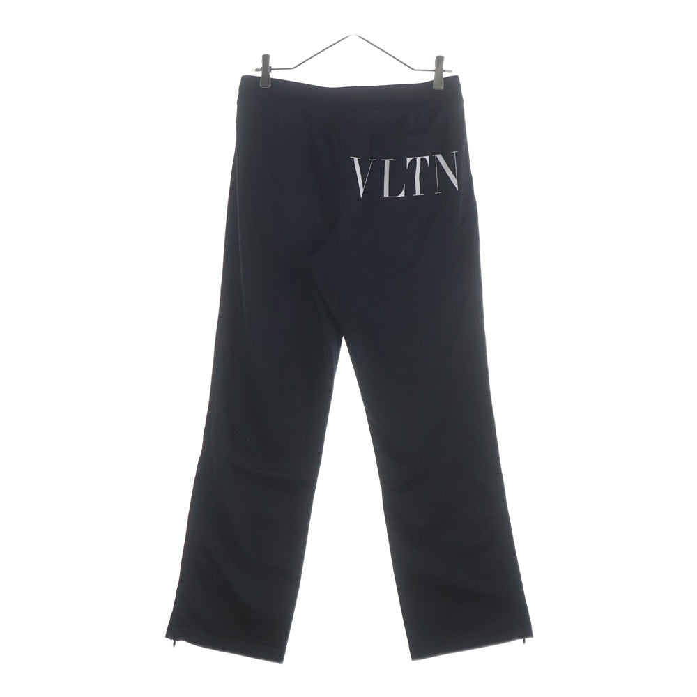 VALENTINO(ヴァレンティノ) バックロゴデザイン トラックパンツ ジョガーパンツ ブラック QB3MD00G49P