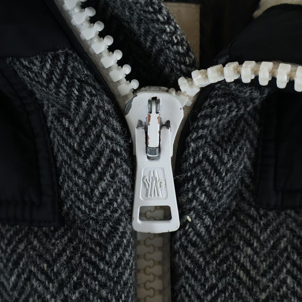 MONCLER(モンクレール) ROBERT ラクーンファー ダウンジャケット ブラック