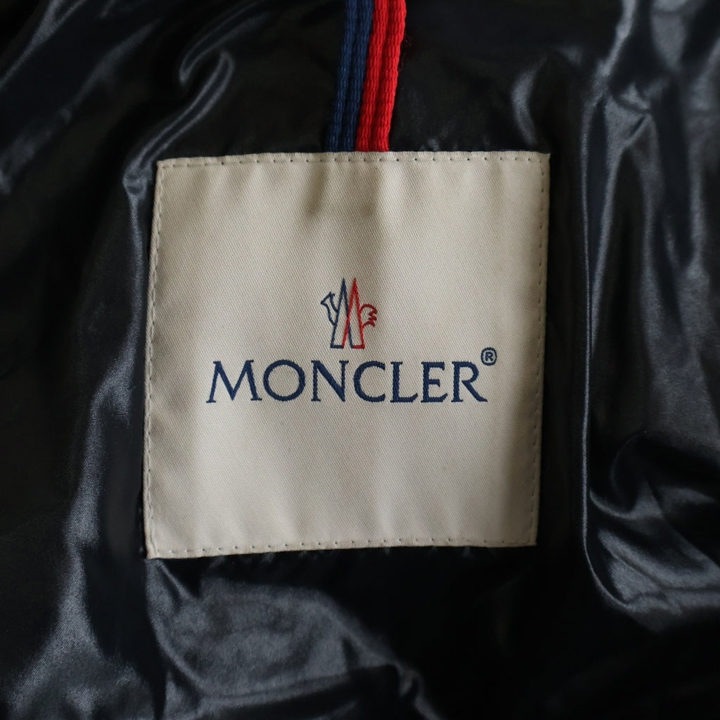MONCLER(モンクレール) ROBERT ラクーンファー ダウンジャケット ブラック