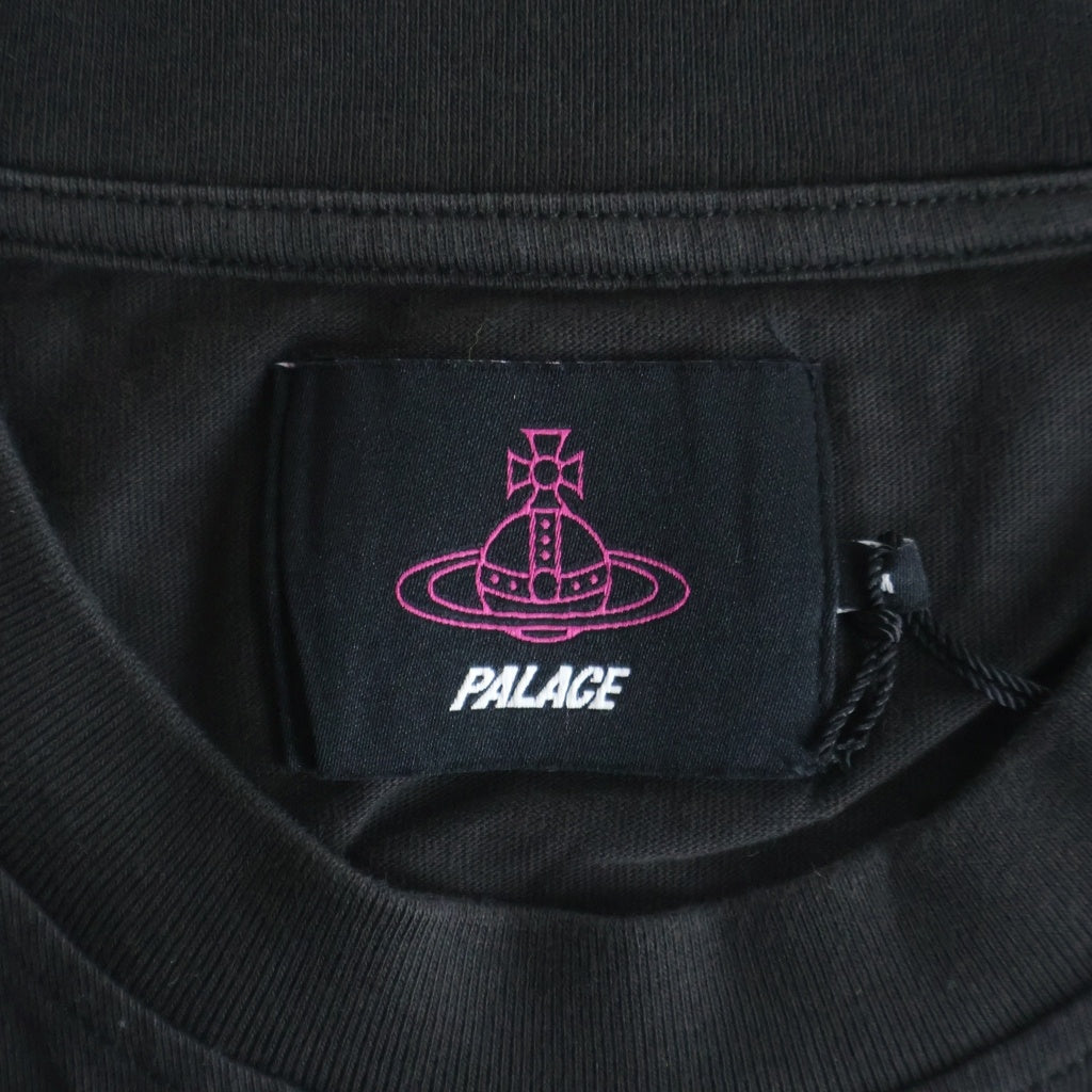 Palace Skateboards(パレススケートボーズ) ×VIVIENNE WESTWOOD T-SHIRT ヴィヴィアンウエストウッド 胸ロゴプリントクルーネック半袖カットソーTシャツ ブラック P26VWTS002
