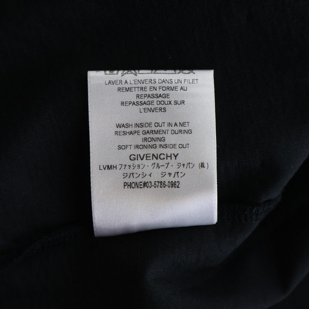 GIVENCHY(ジバンシィ) OVERSIZE FIT デストロイ フロントロゴ オーバーサイズクルーネック半袖カットソーTシャツ ブラック BM70RV3Y41