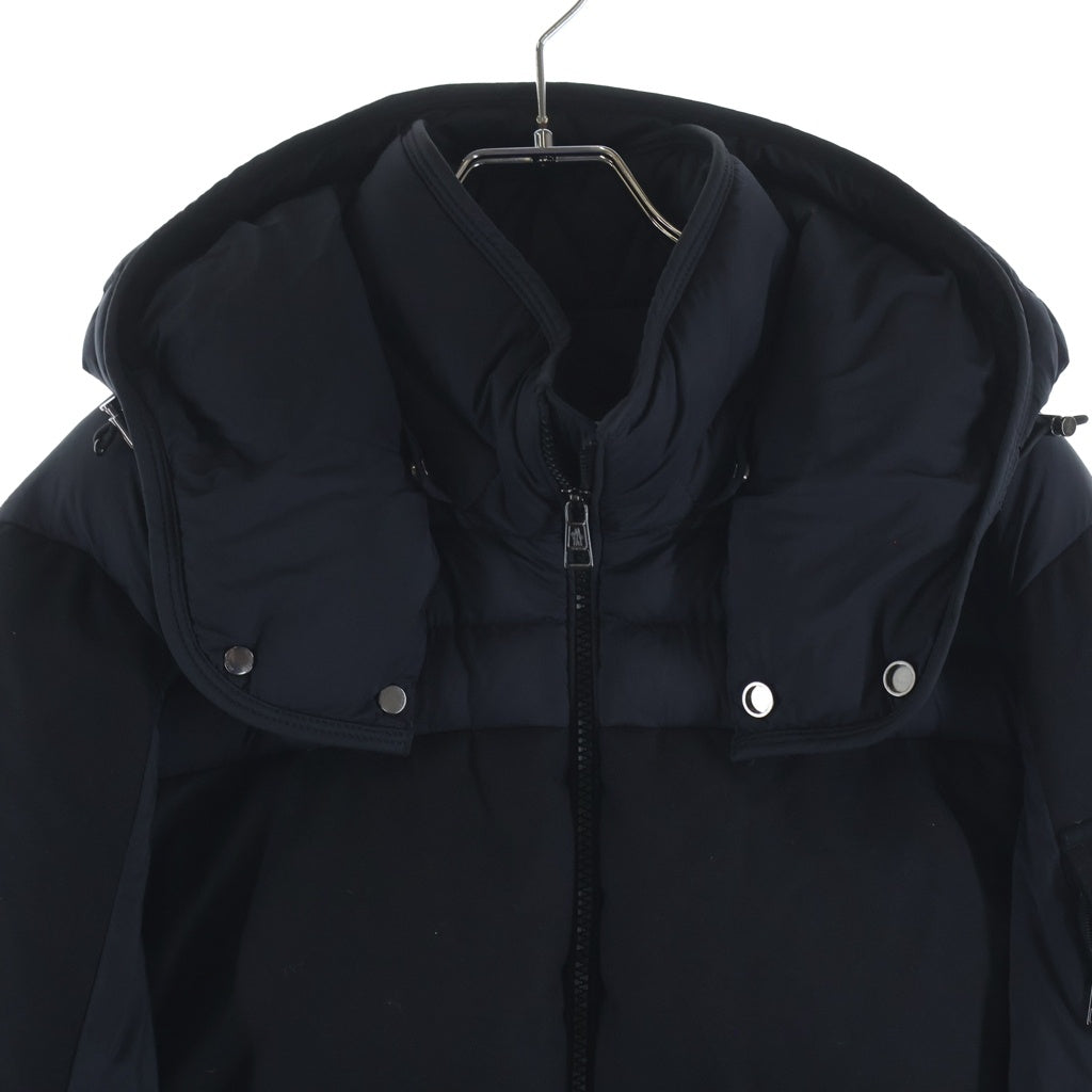 MONCLER(モンクレール) 24AW BARBUSTEL GIUBBOTTO レザーロゴワッペン ダウンジャケット ブラック J20911A00103 596K7