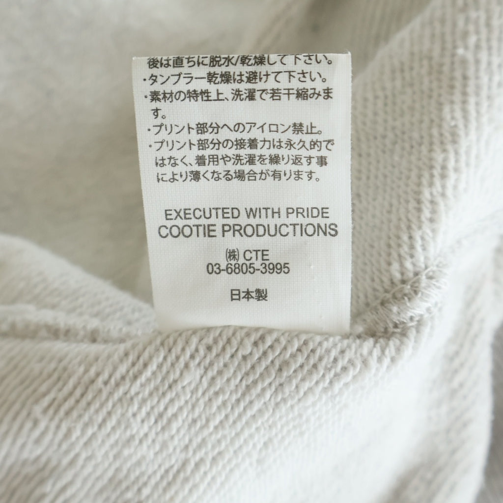 COOTIE PRODUCTIONS(クーティー プロダクションズ) Open End Yarn Print Sweat Crewロゴクルーネックスウェットシャツ グレー