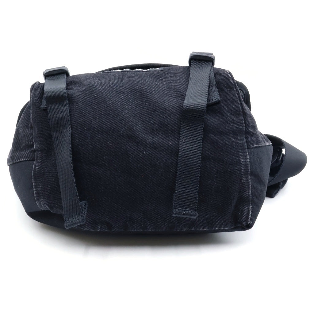 SUPREME(シュプリーム) 25AW Messenger Bag メッセンジャーデニムバック ショルダーバック ブラック B14FW25