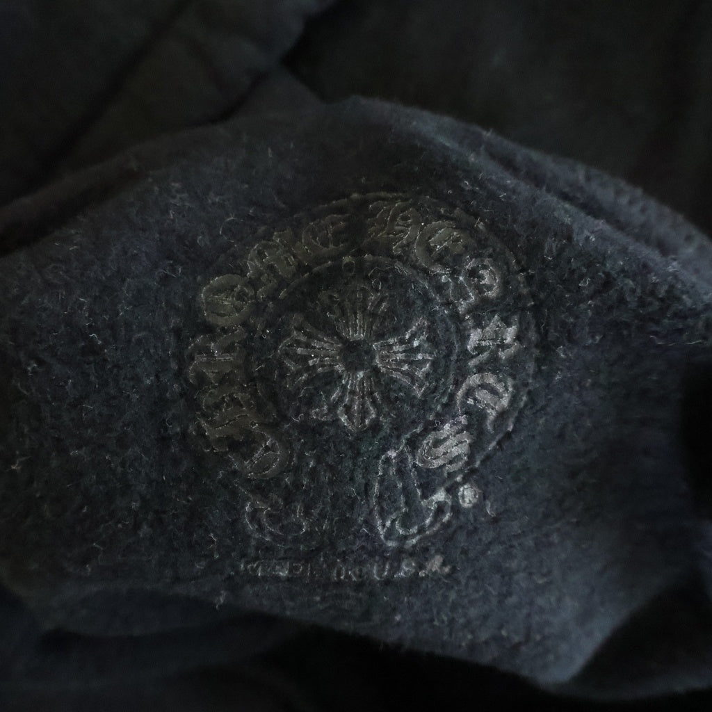 CHROME HEARTS(クロムハーツ) SWTSHRT PLVR マイアミ限定バーティカルロゴプリント 袖セメタリー プルオーバースウェットパーカー フーディー ブラック