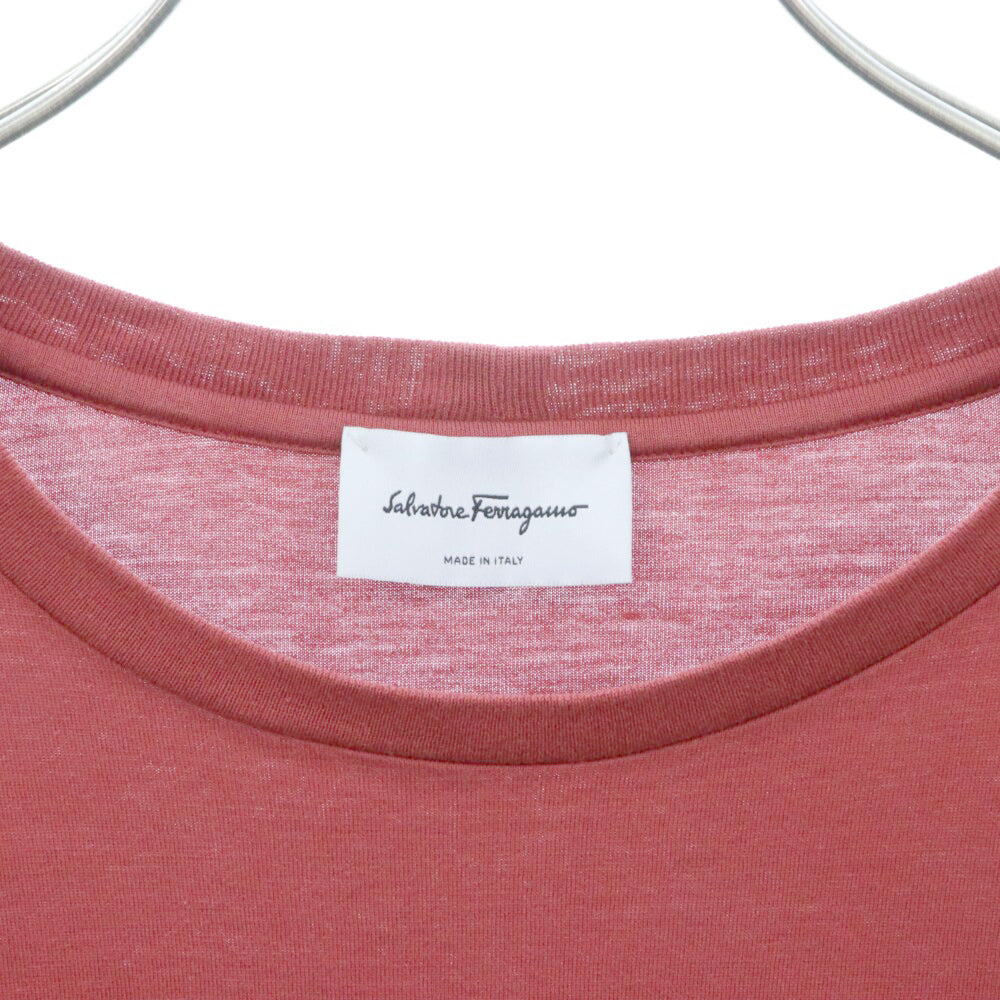 Salvatore Ferragamo(サルヴァトーレ フェラガモ) 1927 フロントロゴプリント クルーネック半袖Tシャツ レッド