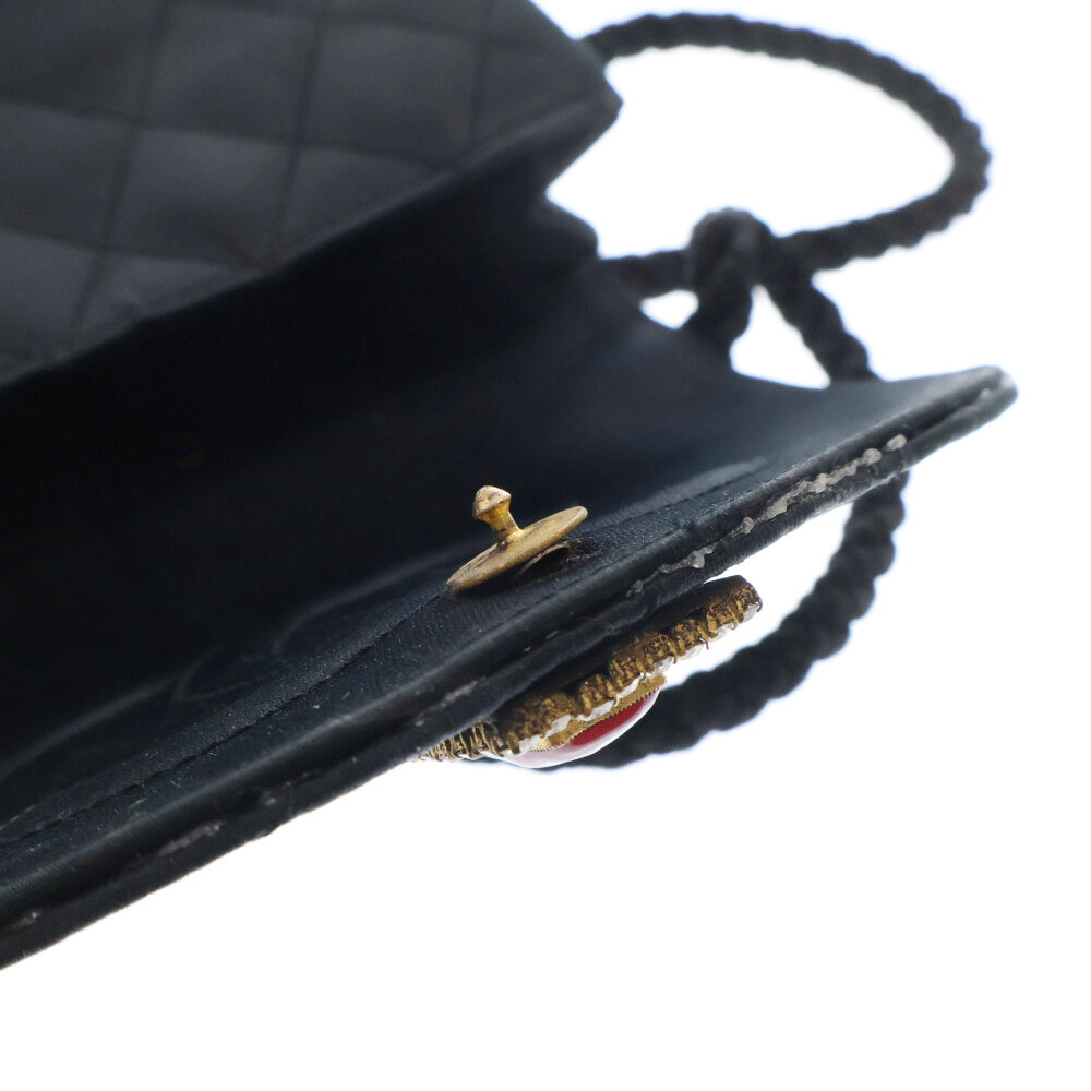 CHANEL(シャネル) キルティング ハーフムーン グリポア フラップバッグ ブラック