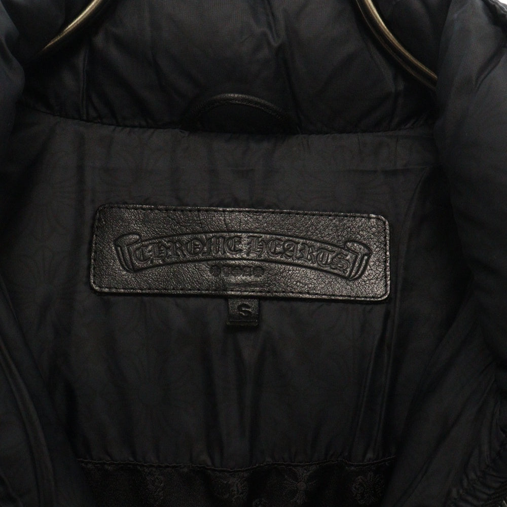 CHROME HEARTS(クロムハーツ) STIFF V2 FBRC CHプラス 総柄クロスボールボタン ダウンジャケット ブラック
