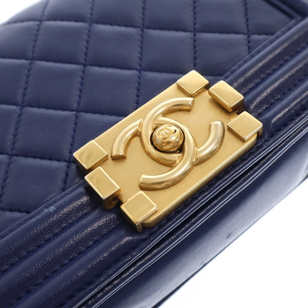CHANEL(シャネル) ボーイシャネル ココマーク ラムスキン チェーンショルダーバッグ ブルー A67685