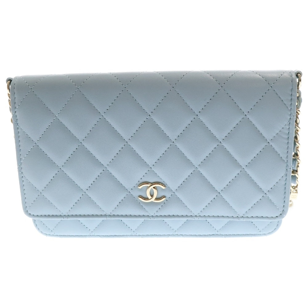 CHANEL(シャネル) マトラッセ ラムスキン チェーンウォレット パール ライトブルー ゴールド金具 レディース AP2579 ライトブルー