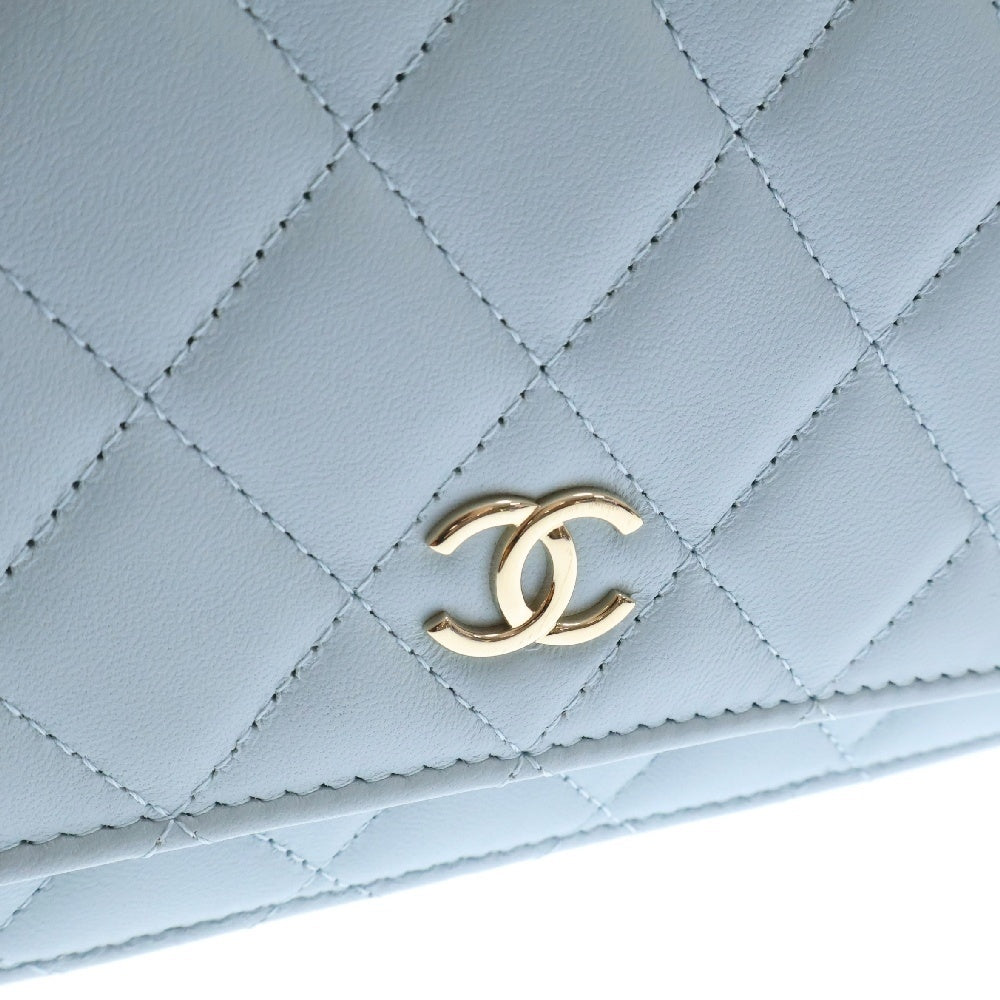 CHANEL(シャネル) マトラッセ ラムスキン チェーンウォレット パール ライトブルー ゴールド金具 レディース AP2579 ライトブルー