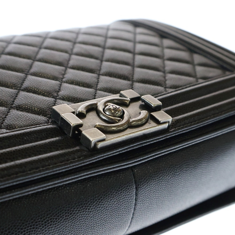 CHANEL(シャネル) ボーイシャネル28 ココマーク キャビアスキン チェーンショルダーバッグ A92193