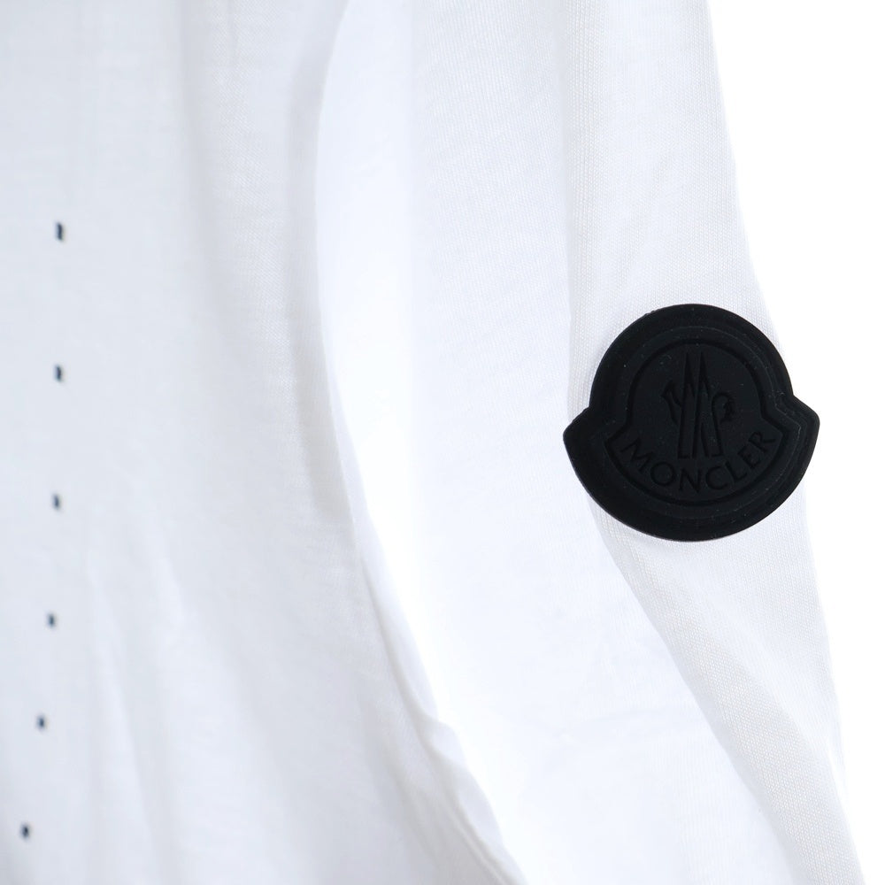 MONCLER(モンクレール) SS T-SHIRT 袖ロゴワッペン クルーネック半袖Tシャツカットソー ホワイト H20918C00022 829H8