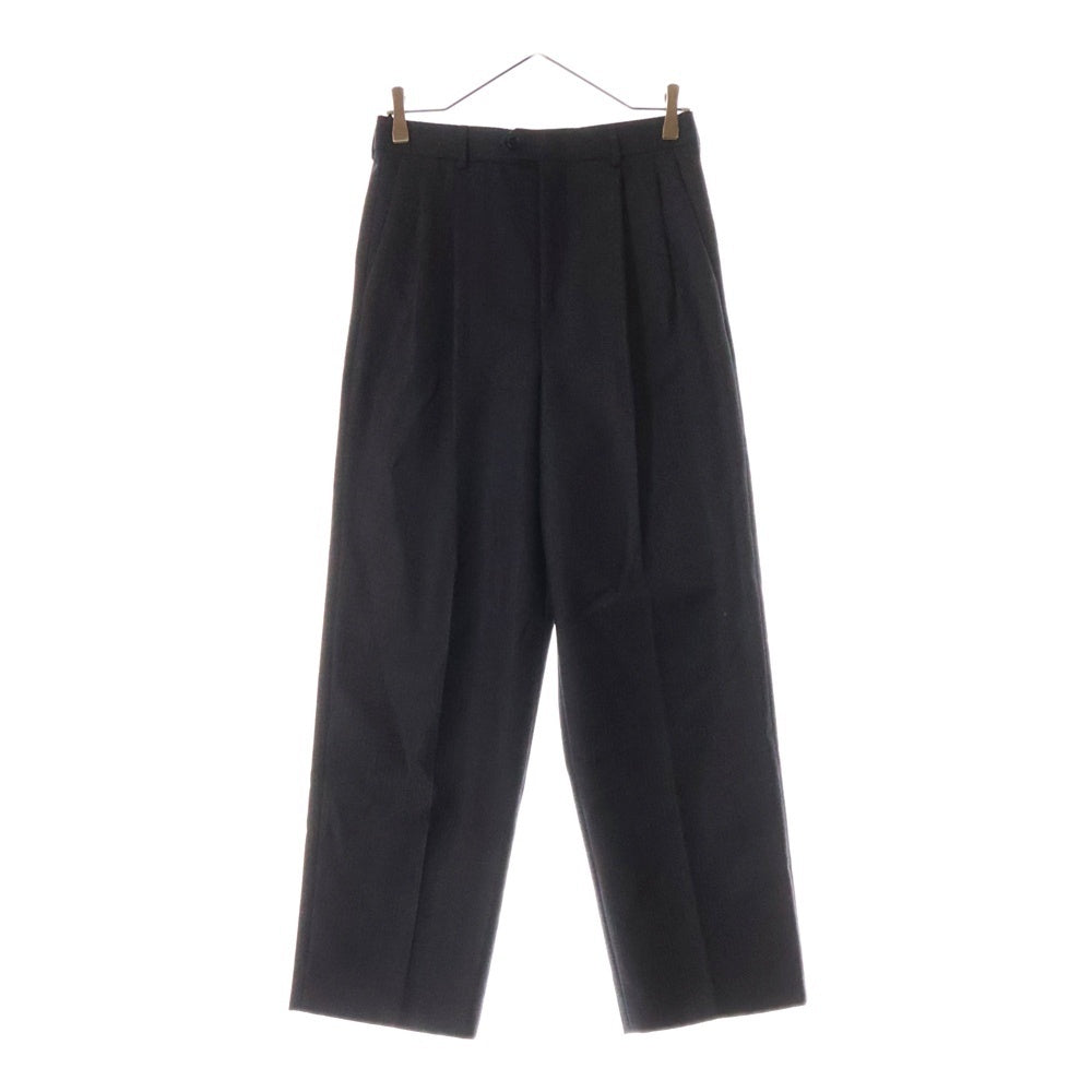 CELINE(セリーヌ) SKATE PANTS IN STRIPED WOOL GABARDINE シャドウストライプスケートパンツ ウールスラックスパンツ 2P555461K