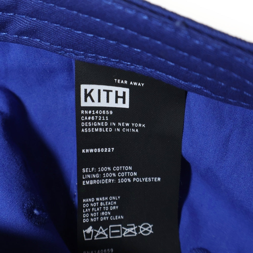 KITH(キス) ロゴ刺繍ベースボールキャップ ブルー/ホワイト KHW050227