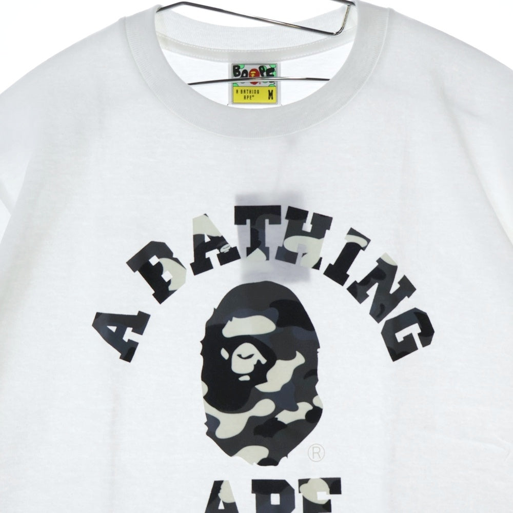 A BATHING APE(アベイシングエイプ) CITY CAMO COLLEGE TEE クルーネック半袖Tシャツカットソー ホワイト/グレー 001TEL801026M